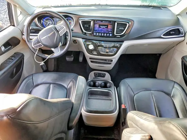 2C4RC1BGXHR526622 2017 CHRYSLER PACIFICA - Image 8