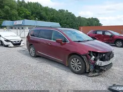 2C4RC1BGXHR527107 2017 CHRYSLER PACIFICA