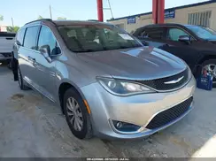 2C4RC1BGXHR529987 2017 CHRYSLER PACIFICA
