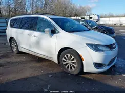 2C4RC1BGXHR535207 2017 CHRYSLER PACIFICA