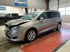 2C4RC1BGXHR536826 2017 CHRYSLER PACIFICA