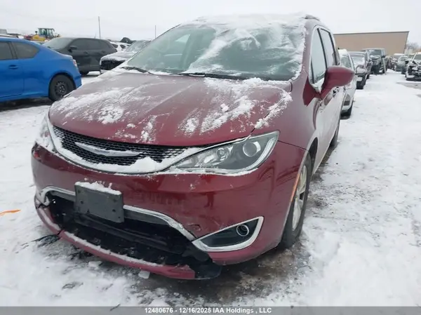 2C4RC1BGXHR559376 2017 CHRYSLER PACIFICA - Image 2