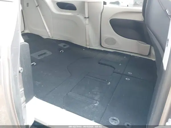 2C4RC1BGXHR569390 2017 CHRYSLER PACIFICA - Image 8