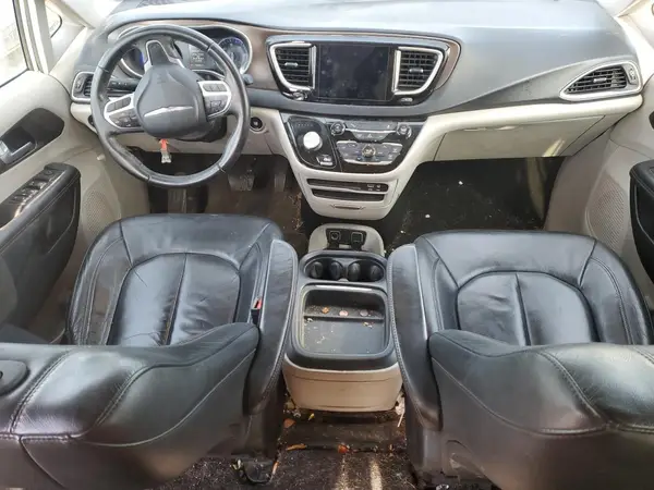 2C4RC1BGXHR576386 2017 CHRYSLER PACIFICA - Image 8
