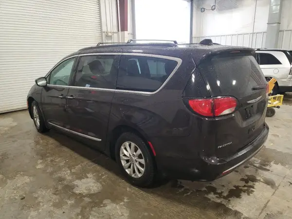 2C4RC1BGXHR583340 2017 CHRYSLER PACIFICA - Image 2