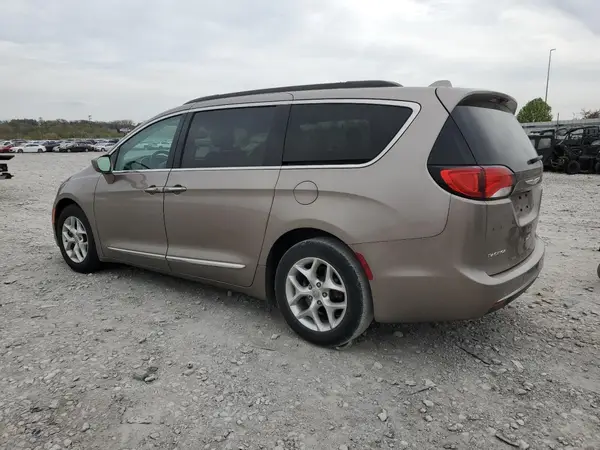 2C4RC1BGXHR584388 2017 CHRYSLER PACIFICA - Image 2