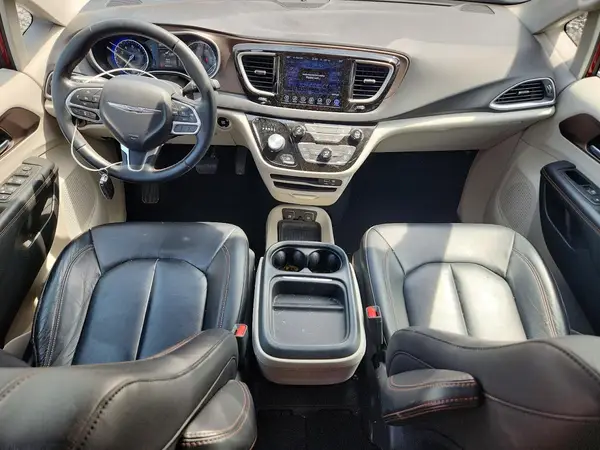2C4RC1BGXHR588120 2017 CHRYSLER PACIFICA - Image 8