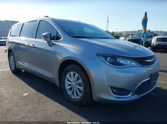2C4RC1BGXHR591194 2017 CHRYSLER PACIFICA