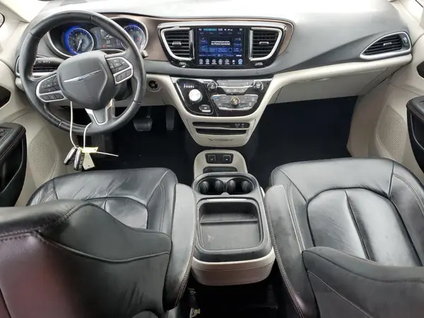 2C4RC1BGXHR592751 2017 CHRYSLER PACIFICA - Image 8