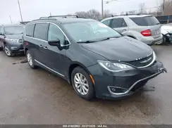 2C4RC1BGXHR598856 2017 CHRYSLER PACIFICA