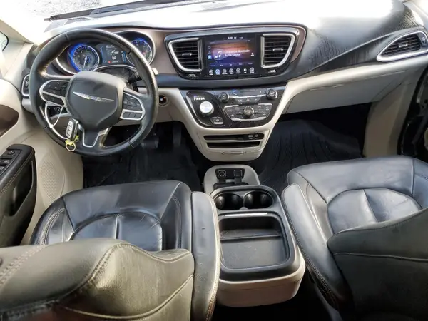 2C4RC1BGXHR603201 2017 CHRYSLER PACIFICA - Image 8