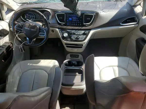 2C4RC1BGXHR610651 2017 CHRYSLER PACIFICA - Image 8