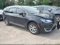 2C4RC1BGXHR668162 2017 CHRYSLER PACIFICA