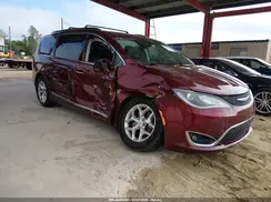 2C4RC1BGXHR668663 2017 CHRYSLER PACIFICA