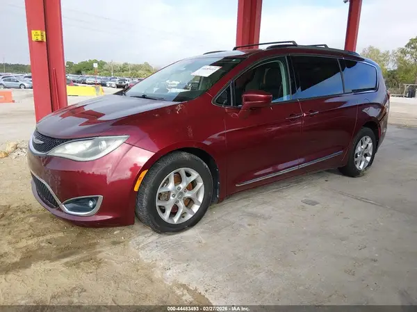 2C4RC1BGXHR668663 2017 CHRYSLER PACIFICA - Image 2