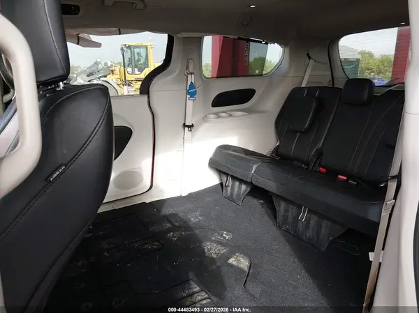 2C4RC1BGXHR668663 2017 CHRYSLER PACIFICA - Image 8