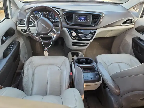 2C4RC1BGXHR675628 2017 CHRYSLER PACIFICA - Image 8