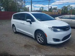 2C4RC1BGXHR676214 2017 CHRYSLER PACIFICA