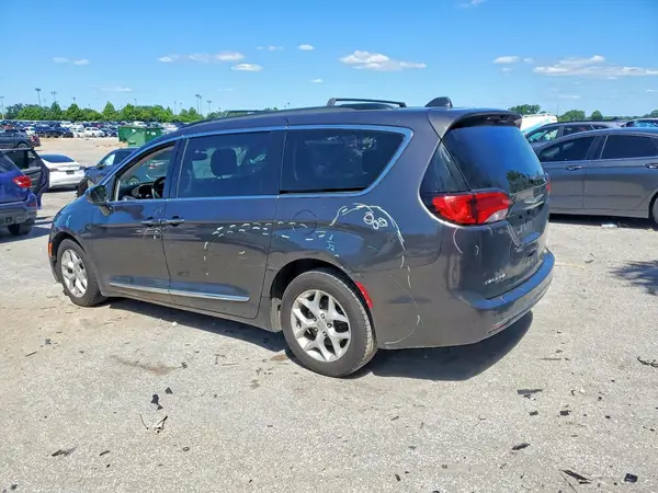 2C4RC1BGXHR676262 2017 CHRYSLER PACIFICA - Image 2