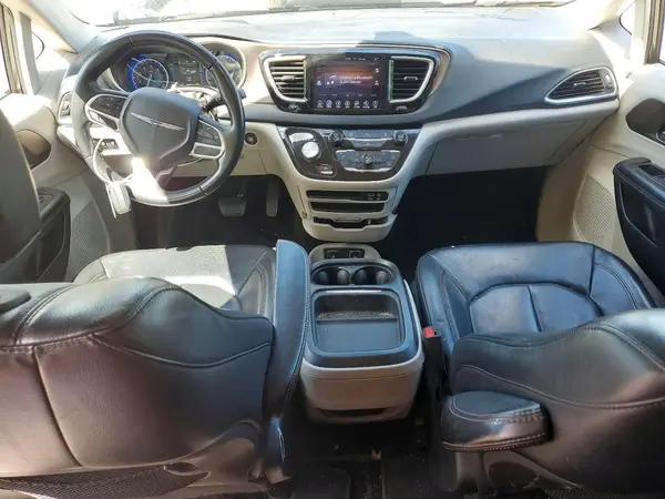 2C4RC1BGXHR676262 2017 CHRYSLER PACIFICA - Image 8