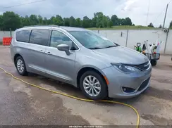 2C4RC1BGXHR692056 2017 CHRYSLER PACIFICA