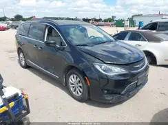 2C4RC1BGXHR706098 2017 CHRYSLER PACIFICA