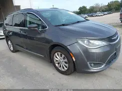 2C4RC1BGXHR721930 2017 CHRYSLER PACIFICA