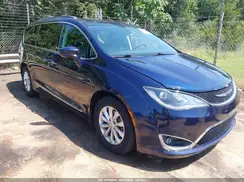 2C4RC1BGXHR729719 2017 CHRYSLER PACIFICA