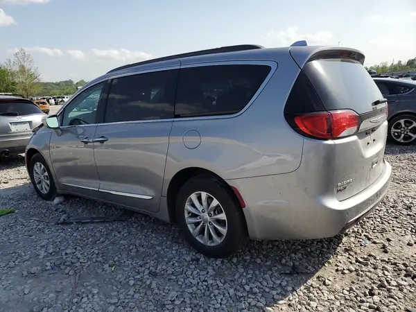2C4RC1BGXHR739358 2017 CHRYSLER PACIFICA - Image 2