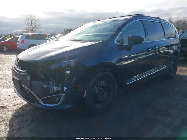 2C4RC1BGXHR744964 2017 CHRYSLER PACIFICA - Image 2