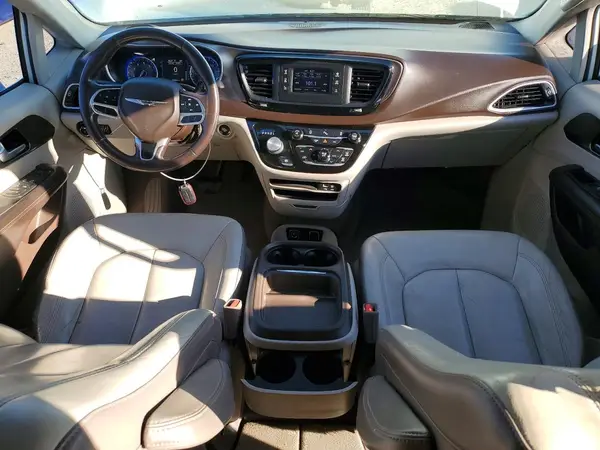2C4RC1BGXHR747346 2017 CHRYSLER PACIFICA - Image 8