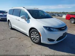 2C4RC1BGXHR747508 2017 CHRYSLER PACIFICA
