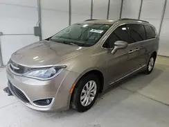 2C4RC1BGXHR747914 2017 CHRYSLER PACIFICA