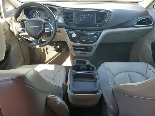 2C4RC1BGXHR759125 2017 CHRYSLER PACIFICA - Image 8