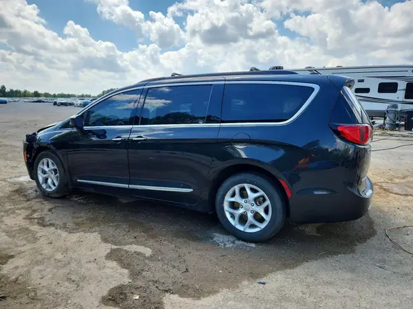 2C4RC1BGXHR759321 2017 CHRYSLER PACIFICA - Image 2