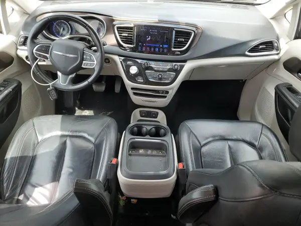 2C4RC1BGXHR759402 2017 CHRYSLER PACIFICA - Image 8