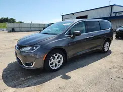 2C4RC1BGXHR768200 2017 CHRYSLER PACIFICA