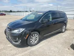 2C4RC1BGXHR771940 2017 CHRYSLER PACIFICA