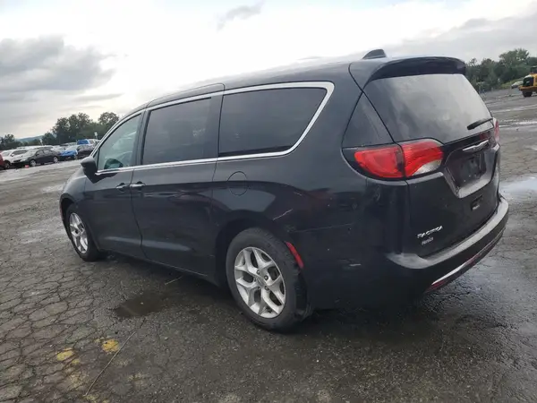 2C4RC1BGXHR777379 2017 CHRYSLER PACIFICA - Image 2
