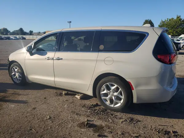 2C4RC1BGXHR779990 2017 CHRYSLER PACIFICA - Image 2