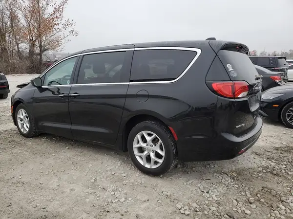 2C4RC1BGXHR782081 2017 CHRYSLER PACIFICA - Image 2