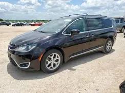 2C4RC1BGXHR784817 2017 CHRYSLER PACIFICA