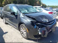 2C4RC1BGXHR785434 2017 CHRYSLER PACIFICA