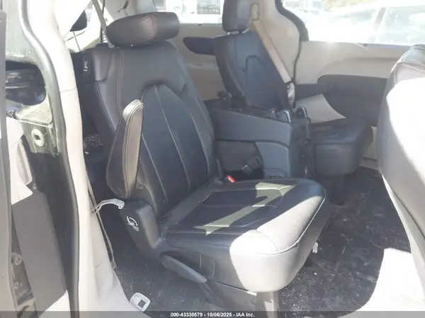 2C4RC1BGXHR785434 2017 CHRYSLER PACIFICA - Image 8