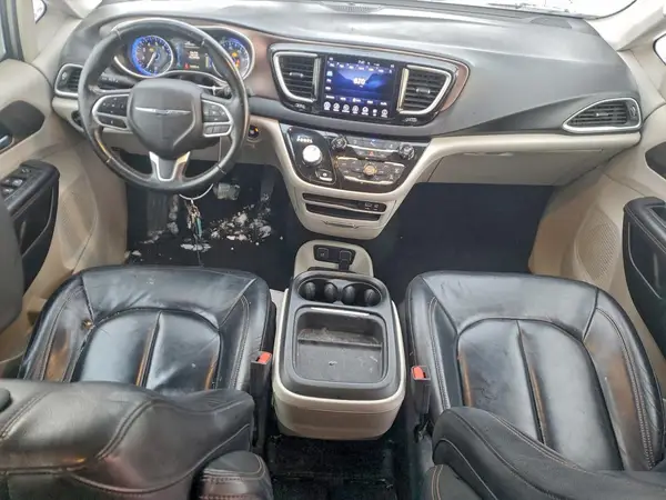 2C4RC1BGXHR785708 2017 CHRYSLER PACIFICA - Image 8