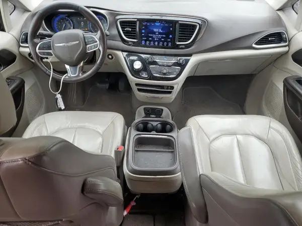 2C4RC1BGXHR788155 2017 CHRYSLER PACIFICA - Image 8
