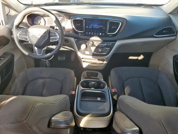 2C4RC1BGXHR796028 2017 CHRYSLER PACIFICA - Image 8