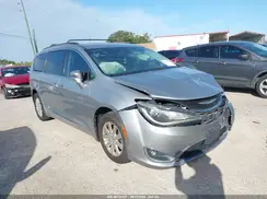 2C4RC1BGXHR803253 2017 CHRYSLER PACIFICA