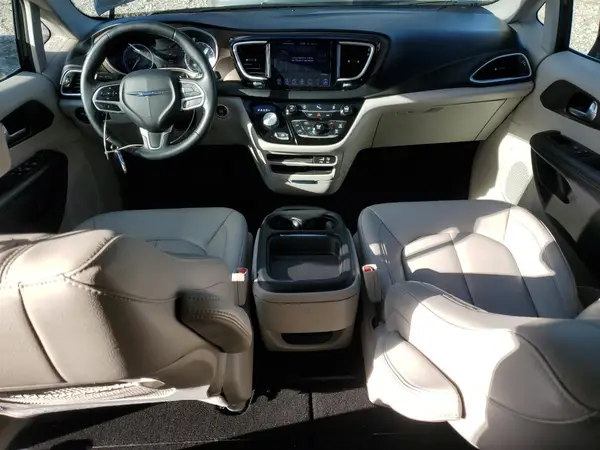 2C4RC1BGXHR803771 2017 CHRYSLER PACIFICA - Image 8
