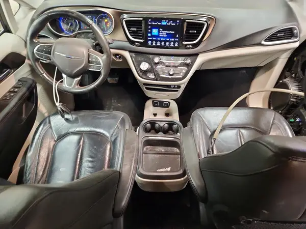 2C4RC1BGXHR811756 2017 CHRYSLER PACIFICA - Image 8